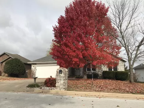 3955 W Cardinal St, Springfield, MO 65810 photo 1