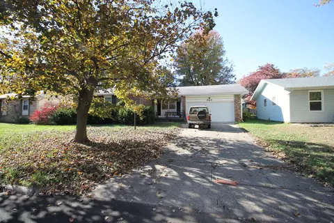 741 S Grandview Ave, Springfield, MO 65802 photo 1