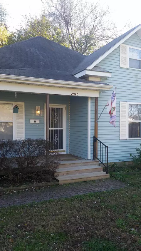 2920 W Walnut St, Springfield, MO 65802 photo 1