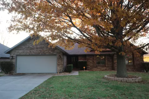 5457 S Parkhill Ave, Springfield, MO 65810 photo 1