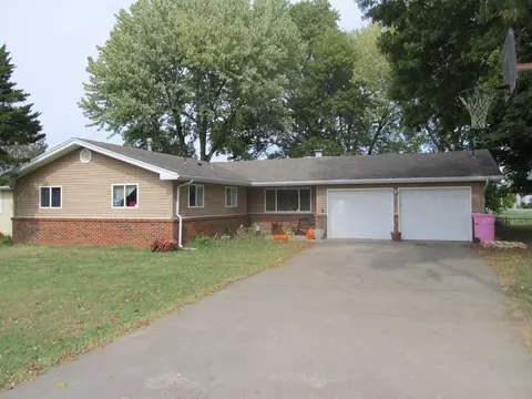 1547 E Snider St, Springfield, MO 65803 photo 1
