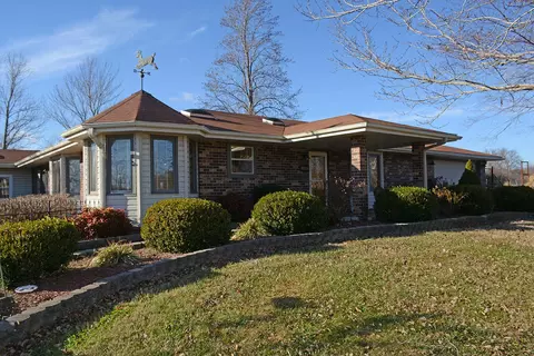 8125 E Division St, Strafford, MO 65757 photo 1