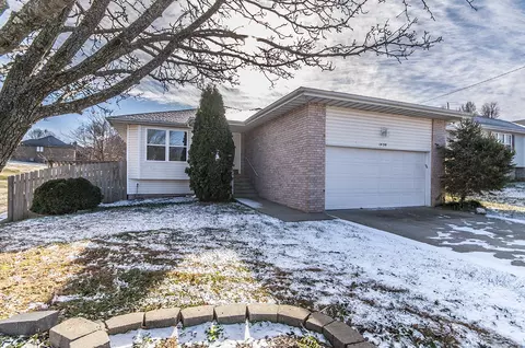 1430 W Pheasant Run St, Springfield, MO 65810 photo 1