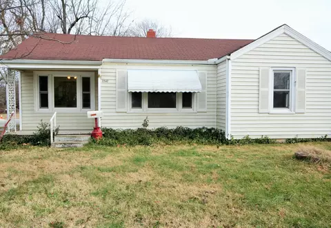 2242 N Delaware Ave, Springfield, MO 65803 photo 1