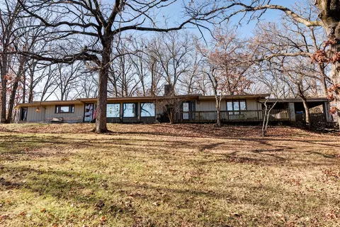 4687 S Roslyn Ave, Springfield, MO 65804 photo 1