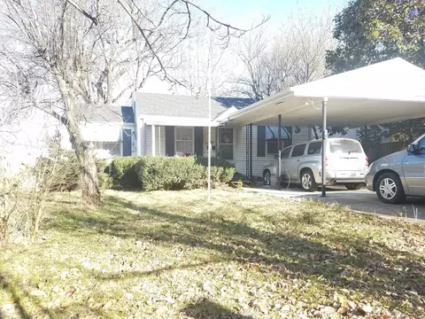 1645 E Mcdaniel St, Springfield, MO 65802 photo 1