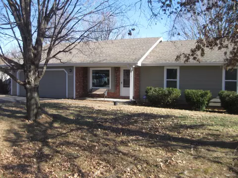 802 N 13th St, Ozark, MO 65721 photo 1