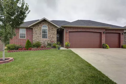 5705 S Eldon Dr, Battlefield, MO 65619 photo 1