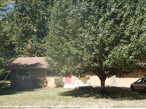3733 S Moreland Ave, Springfield, MO 65807 photo 1