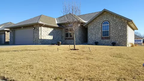 1209 Aaron Ave, Monett, MO 65708 photo 1