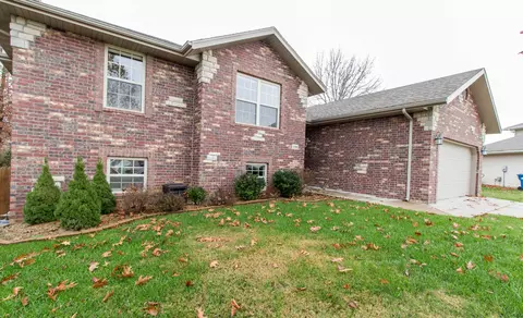 1100 W Tyson Ct, Ozark, MO 65721 photo 1