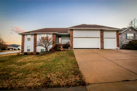 1938 W Blakey St, Springfield, MO 65810 photo 1