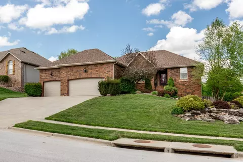 2633 W Arlington St, Springfield, MO 65810 photo 1