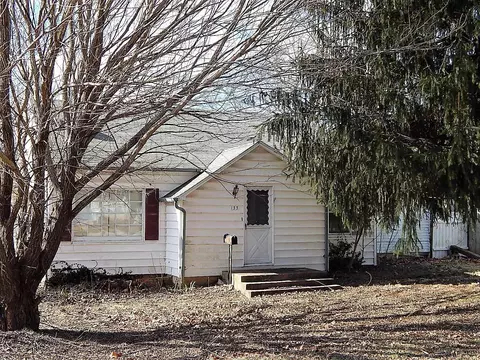 133 S Hampton Ave, Republic, MO 65738 photo 1