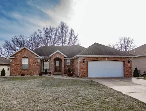 5138 E Cherry Hills Blvd, Springfield, MO 65809 photo 1