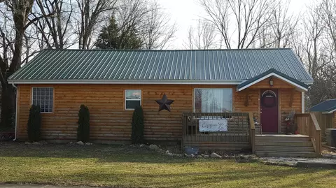 524 E 2nd St, Marshfield, MO 65706 photo 1