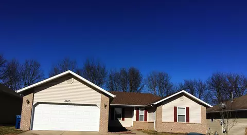 4967 W Tarkio St, Springfield, MO 65802 photo 1