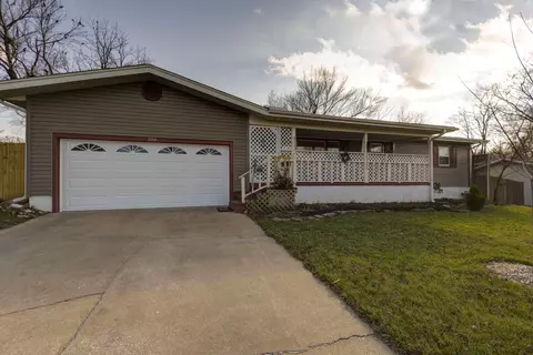 106 E Lark St, Ozark, MO 65721 photo 1