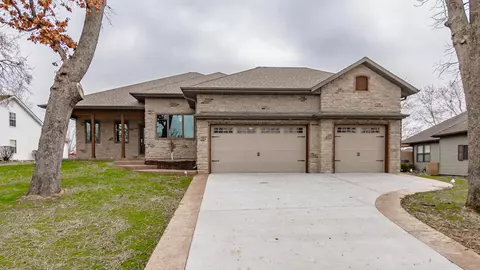 1843 Pointe Royale Dr, Branson, MO 65616 photo 1