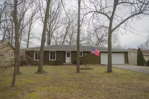 917 S Devonshire Dr, Springfield, MO 65802 photo 1