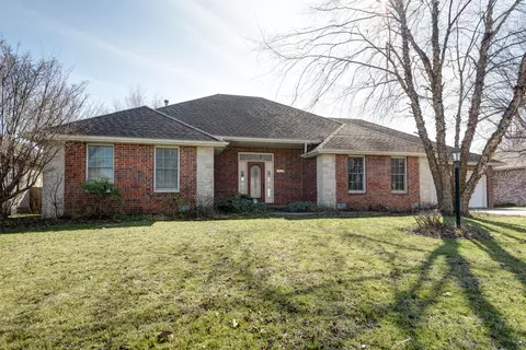 3710 W Randall Rd, Springfield, MO 65810 photo 1