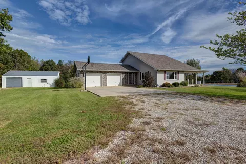 247 High Ridge Rd, Marshfield, MO 65706 photo 1