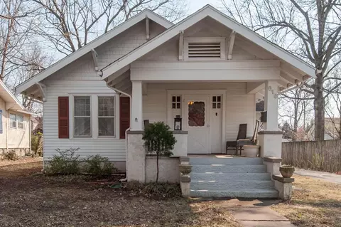 616 E Catalpa St, Springfield, MO 65807 photo 1