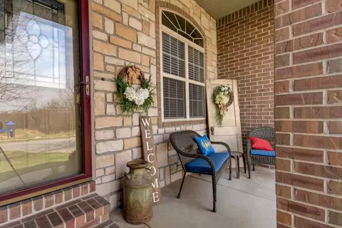 4017 N Springlawn Ave, Springfield, MO 65803 photo 1