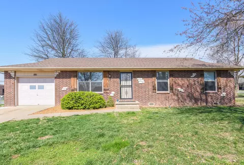 101 Deanna Ln, Nixa, MO 65714 photo 1