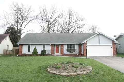 1646 E Cardinal St, Springfield, MO 65804 photo 1