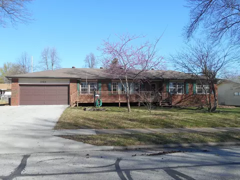 1405 W Westview St, Springfield, MO 65807 photo 1