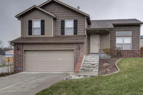 1312 S Nitro Dr, Ozark, MO 65721 photo 1