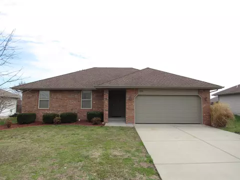 830 S Eric St, Springfield, MO 65802 photo 1