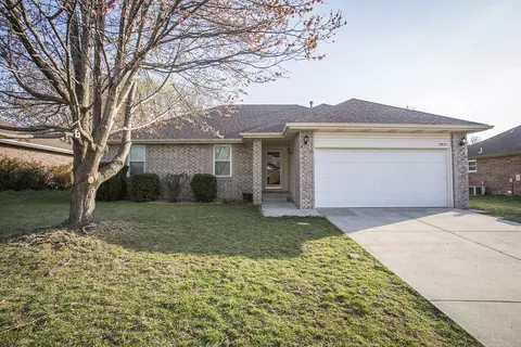 4821 W Tarkio St, Springfield, MO 65802 photo 1