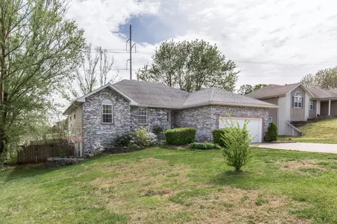 3958 W Cambridge St, Springfield, MO 65807 photo 1