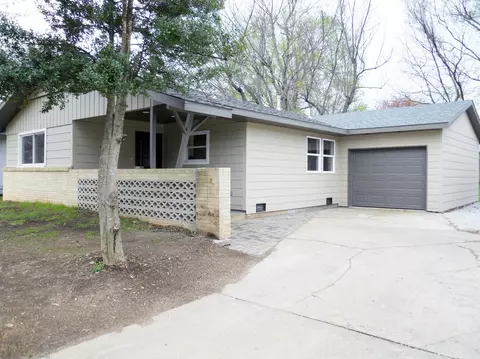 1525 E Berkeley St, Springfield, MO 65804 photo 1