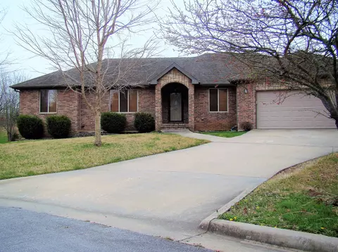 2536 S Penzance Ave, Springfield, MO 65809 photo 1