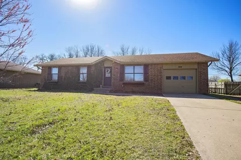 504 E Scott Wayne Dr, Nixa, MO 65714 photo 1