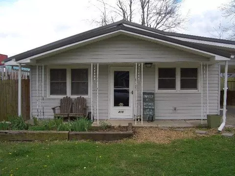 416 S Vine St, Marshfield, MO 65706 photo 1
