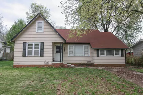 514 W Walnut St, Ozark, MO 65721 photo 1