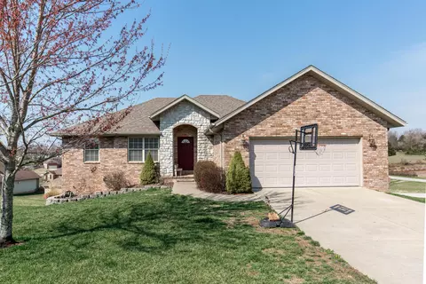 1137 W Meadow St, Ozark, MO 65721 photo 1