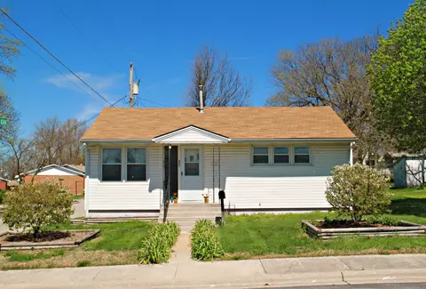 321 W Jefferson St, Marshfield, MO 65706 photo 1