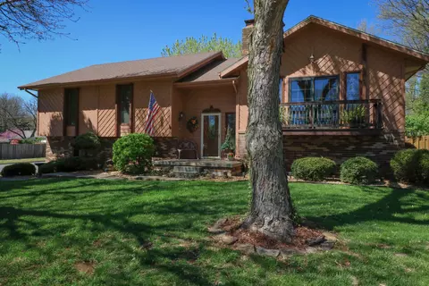 1253 W Highland St, Springfield, MO 65807 photo 1