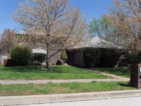 3229 W Katella Ct, Springfield, MO 65807 photo 1