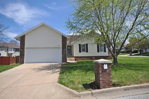 2702 N Shady Cv, Ozark, MO 65721 photo 1