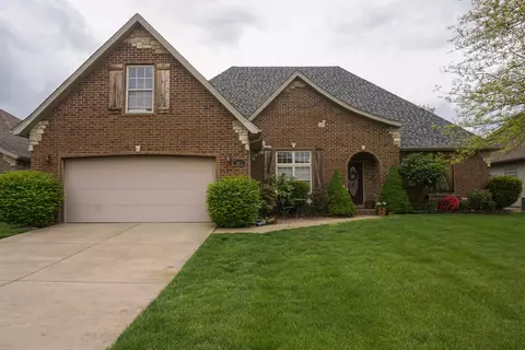 5465 S Pinehurst Ave, Springfield, MO 65810 photo 1