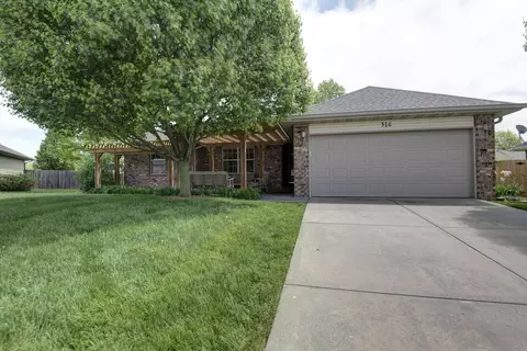 516 Kendall St, Nixa, MO 65714 photo 1