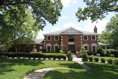 1286 S Post Oak Ct, Springfield, MO 65809 photo 1