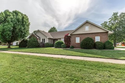 2255 S Golden Ave, Springfield, MO 65807 photo 1