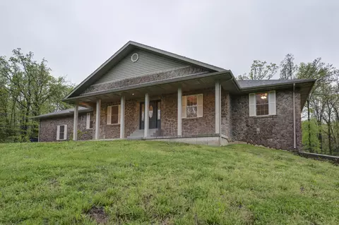 1845 Old Sycamore Loop, Marshfield, MO 65706 photo 1